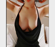 梦幻蜜桃臀苗条娇小妹子，45V视频29.2G，小嘴小棒棒小香肠，把你的心瞬间点亮！