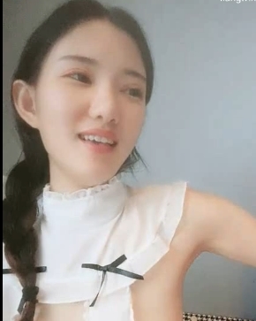 46部网红眼镜搭配南半球服装,乖乖女、骚sao、nu风格,白皮肤穿出超薄线袜刘亦菲、赵丽颖潮流。
