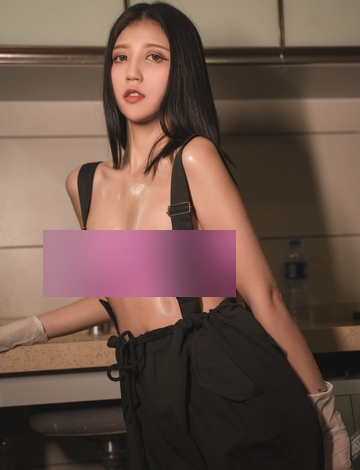 Cazi姬纪115张精美写真，完美小姐姐颜值身材，细腻肌肤、粉嫩手感，1.02G大小！