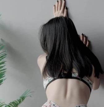 女神魅力值提升玩偶姐姐的财富自由内衣