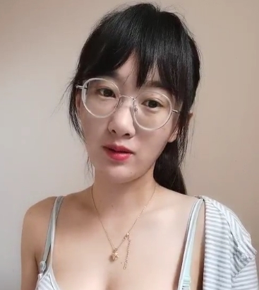 老师备课时发现道具漏奶,猛磨头疼,神秘处转载的资料只能搬运到百度盘。