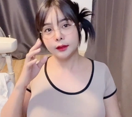 丰满TSyoshithunchanok合集23v–2G：极致反差比的男粉必备视频片段