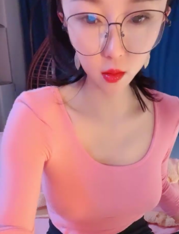 粉红的兔合集一：身材绝佳的舞蹈妹，21V，10.4G，百度盘