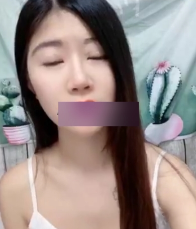 限时特惠网红玲玲作品合集：颜值与身段并存，让你乐子享受的音短视频！