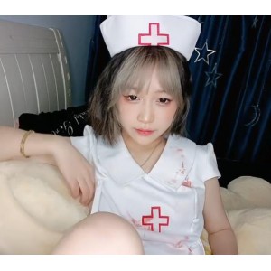 商品标题清纯系短发萌妹子-米拉