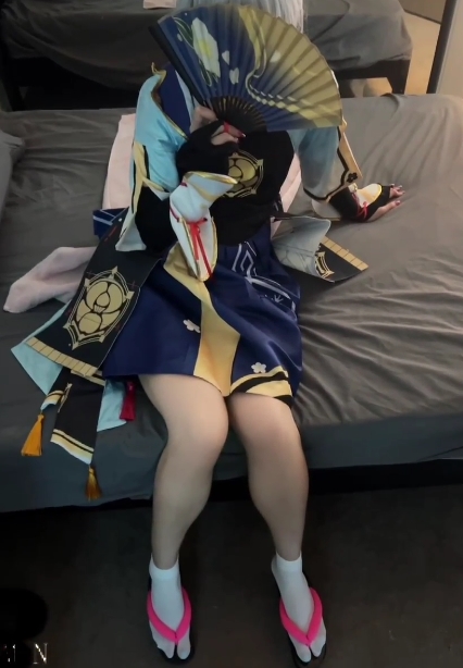 牛逼大神『M-N』最新约啪足艺COSER三部曲[3V+875M][百度盘]