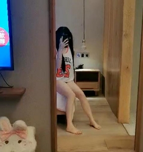 粉嫩浮力姬虎牙超人气新人可爱幼齿粉嫩妹子妹子最新散播合集