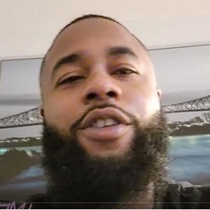 限时抢购华裔高颜值成熟主妇与黑人大胡子哥的卧室剧情演绎