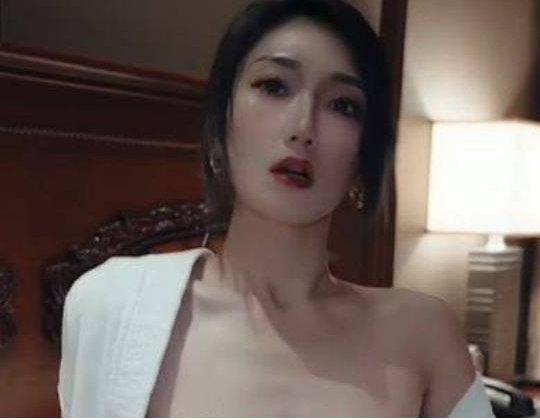 暗黑江疏影：多乙女强人身体释放