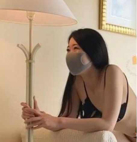 苹果女神黑丝吊带高跟线袜