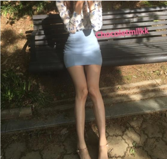 韩国女神OnlyFans浮力姬巧克力牛奶合集24V