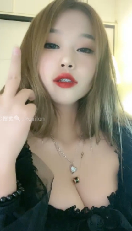 劲爆盯送口水磨铁棒:lili莉莉丝1V视频大小1.2G百度云
