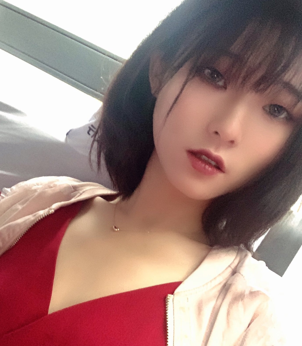 迷人CandyTt视频合集：79个视频，367MB