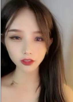 可爱小鹿虎牙女神