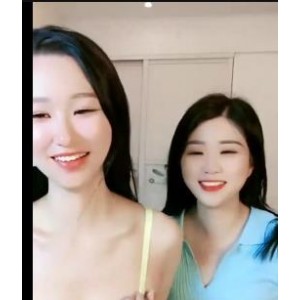双F高颜姐妹花绑手拉丝丝袜黑鲍露脸笑哈哈1分36秒1.4G颜值小姐姐