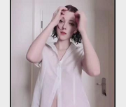 抖音风反差婊女神范美女短视频合集100个一镜到底无换人下载观看