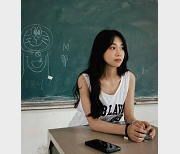 高颜值卫校毕业护士小姐姐专业自拍小视频，展现工作风采视频数量：多个