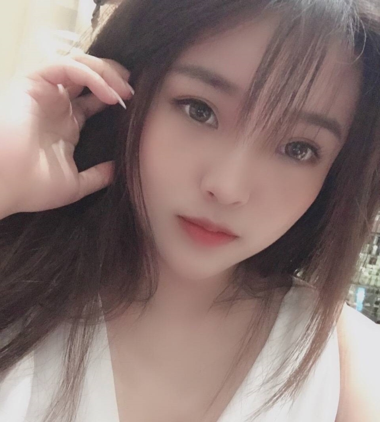 1.网红小乃包作品合集：时尚必备款式一网打尽！2.探索网红小乃包作品合集，尽享时尚潮流！3.限量版网红小乃包作品合集，抢购热潮来袭！4.网红小乃包作品合集：打造个性时尚风格！5.网红小乃包作品合集：潮流新宠，尽在此处！6.时尚达人必备，网红小乃包作品合集限时上架！7.发现网红小乃包作品合集，展示你的时尚品味！8.时尚界的焦点，网红小乃包作品合集引爆潮流！9.精心挑选，网红小乃包作品合集独家上市！1