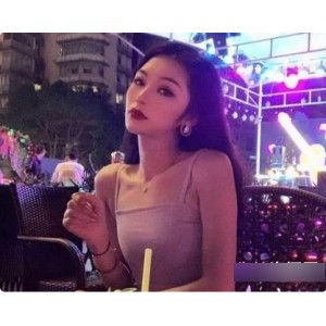 网红小可爱老师一对一盯送，火爆推荐！