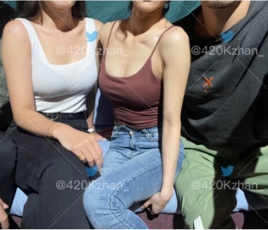 OnlyFans海王：小陈的故事与yin乱生涯