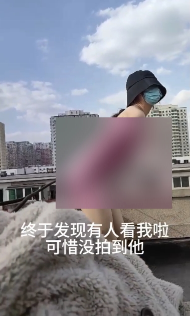 户外lu+bi放飞自我出水视频