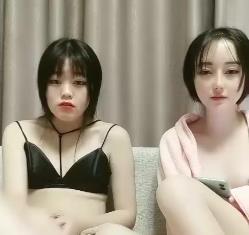 小热巴闺蜜互动合集4V-5.5G，道具P友分享下载观看