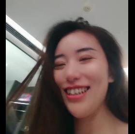 团建女王鲍自拍视频1小时34分钟，神秘黑丝眼罩，姐妹欢乐时光下载观看