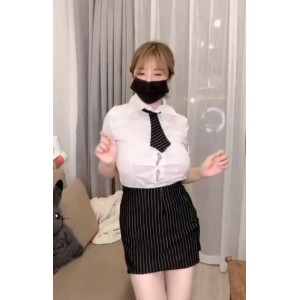 虎牙超人气女神主播周大萌，稀缺巨R姬，抖音精选视频