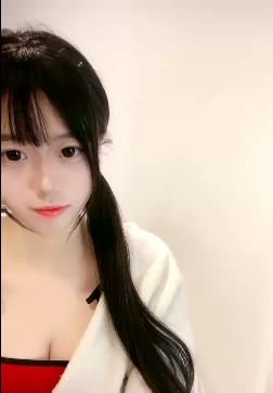 校花主播火爆视频集锦，4部完整版，颜值身材一级棒，下载观看