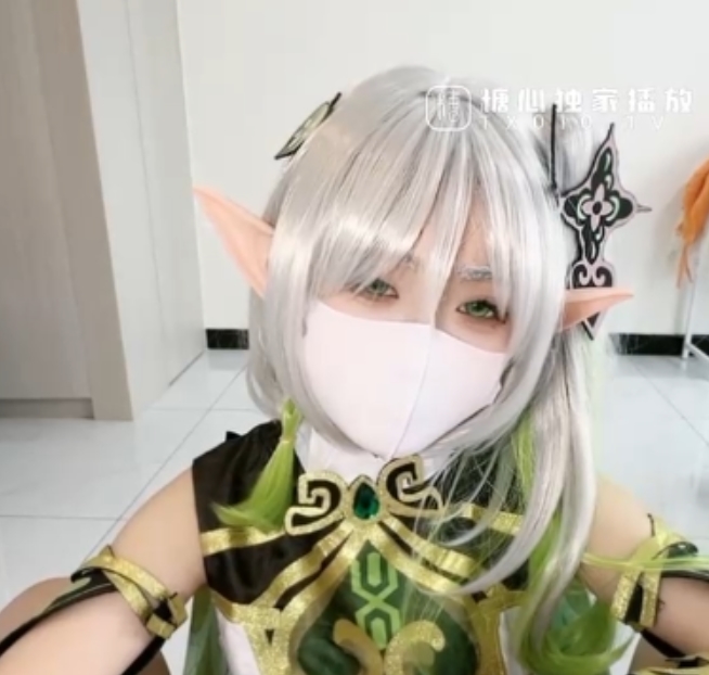 瑶cos小奈新作，胖臀妹子引爆收藏狂潮