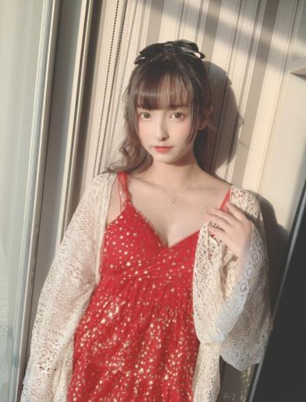 微博软妹鱼鱼喵s合集：绅士必备，龙猫般的魅力