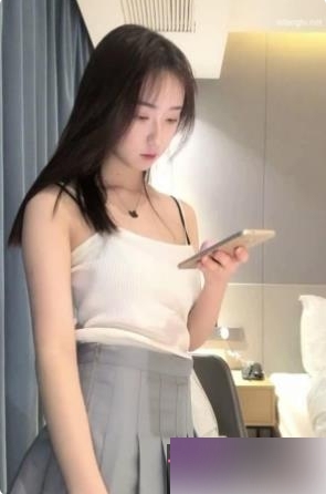 小奶猫主播的王爱笑大系校花女神作品