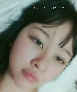大三学生与男友同居的妹妹的生活中的百度云