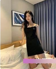 超美户外主播FSS冯珊珊的野外打野合作