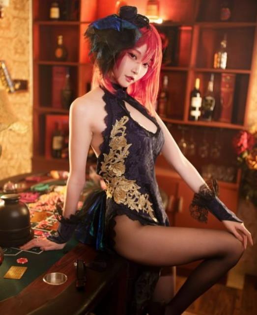 沧霁桔梗：绅士女神的火热cosplay作品1.3G资源