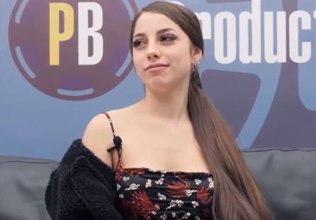 X站-PremiumBukkake-怼脸上吞金合集[44V-4.4G]：自由国模特生命力口里大揭秘