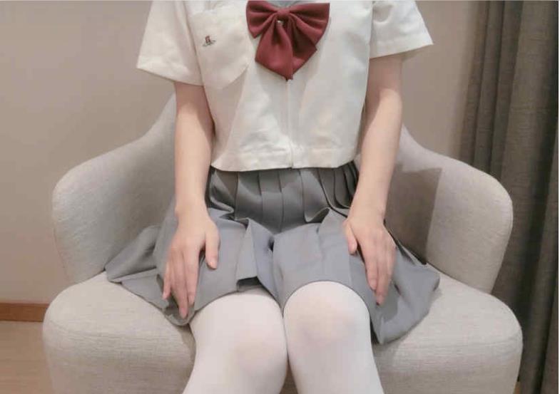 元气满满妹子洛美(luomei226)：36套视频10.2G，妹子界人气美貌才华一身