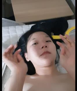 韩国学生情侣自拍高清视频集，无水印珍藏，别样浪漫观看体验