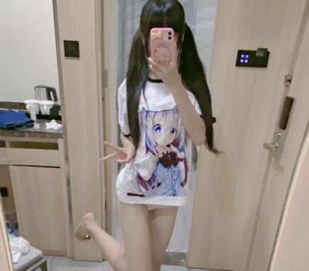 微博社保姬瑶瑶13V-2.4G视频：死忠粉的光“阴”妹子装