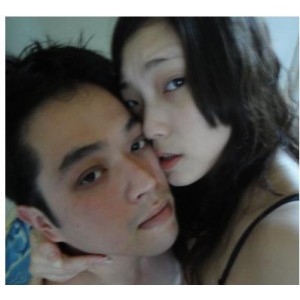 稀缺资源曝光！新竹玄奘大学视传系婿X芸越轨自拍图集F杀，含金量女主惊艳表现