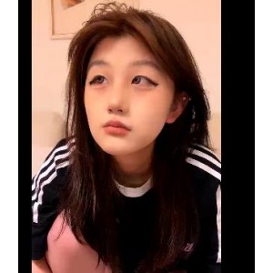 7月29日直播：社保姬车衣秀，作者自拍惊艳亮相！