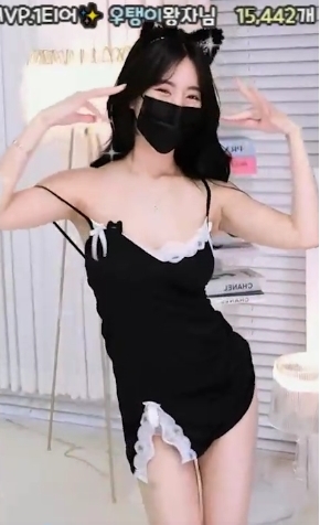 《舞蹈之美：G级巨兔苏兮的精选舞蹈视频集》