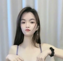 性感吊带丝袜扭腰摆臀玻璃棒互动奇怪玩具震动1V1.5GB百度盘