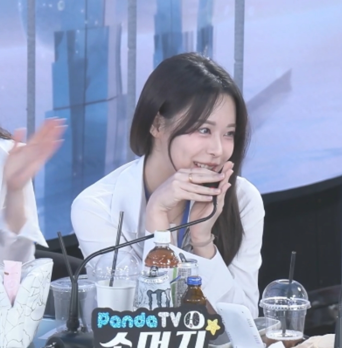 jinricp韩国女团VIP直播合集：超清超长视频，百度盘资源一网打尽！