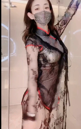 御姐气质小奶球主播作品合集，视频大小800MB，漂亮丰满女主播不容错过