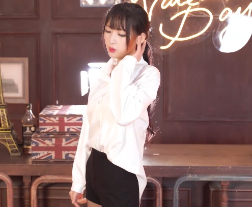 舞蹈区新PMV剪辑：一分一秒含住你的大棒子，高清1080P原版，神秘舞者展现魅力