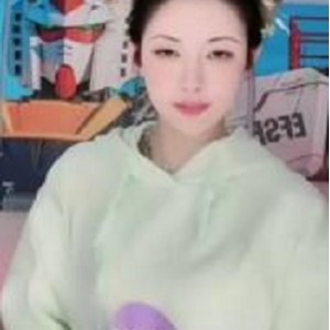 霸王兽私拍福利39V1G：抖音主播热舞双镜头，清纯靓丽身材出众
