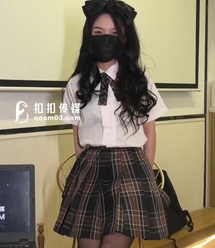 黑丝JK学妹特污兔内释视频：浇筑白浓银精1V，百度盘下载