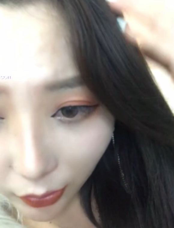 妖Baby福利视频1V2.76G，快手主播与粉丝一对一，百度盘存储