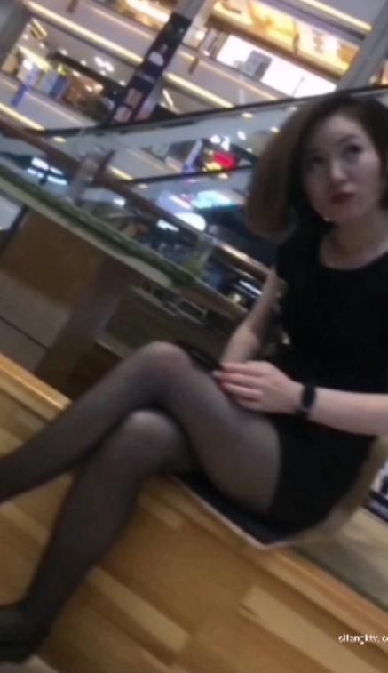 夏日特辑：杰哥街头摸腿、拍摄直接送，达叔电梯打胶疯狂行为合集